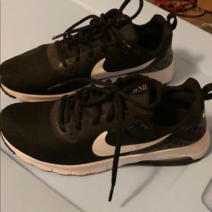 Nike AirMax size 6y